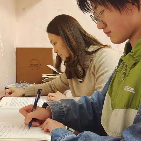 您，就是孩子的那道光——初二（3）班优秀家长心得