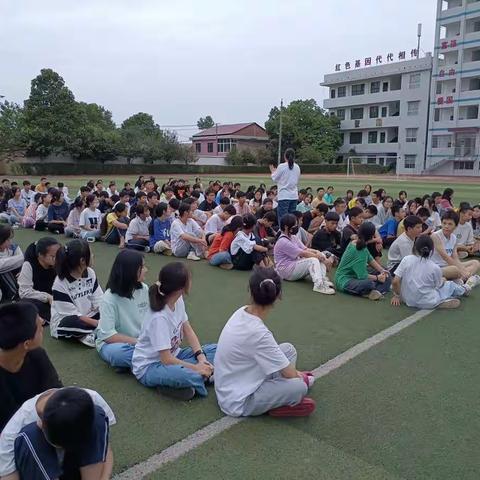 开学宿管高标准，加强管理严要求——记南洲镇中心学校寄宿生入学教育