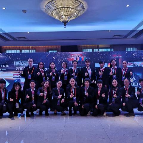 西子湖畔展风采，天外有天学无境                                                       ----- 20181120