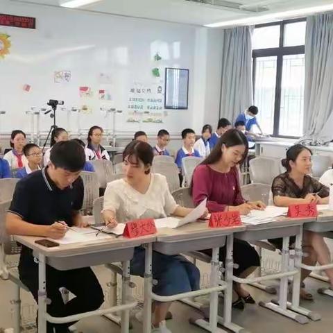 学生干部勇担当，反恐演练齐护航——中大附七年级第五周小记