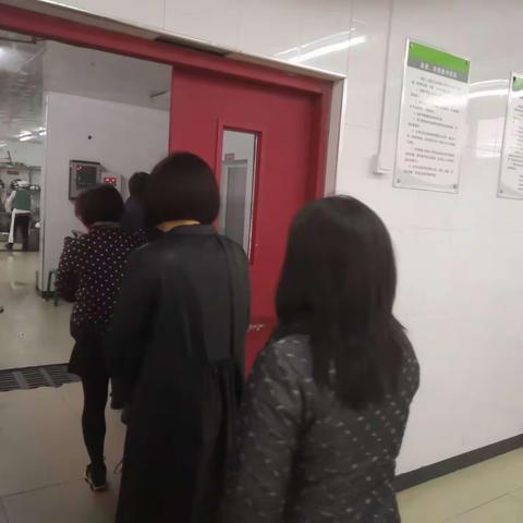 情系食品安全，心铸和谐校园—路北区七十号小学开展食品安全专项检查