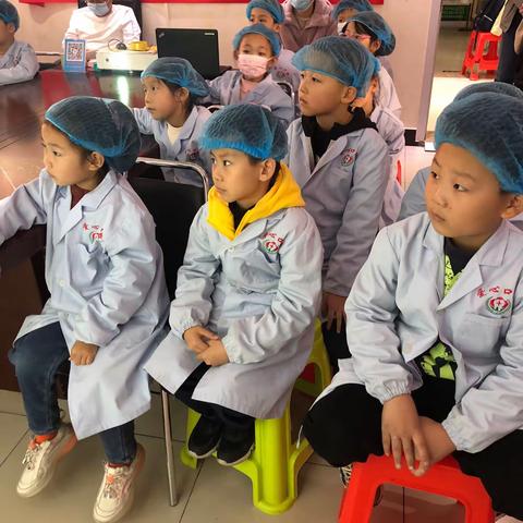 濮阳市第二实验小学2021级6班“七彩时光”社团活动——我是“小牙医”