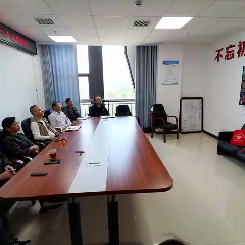 镇宁自治县科学技术协会 集中收看习近平在中国共产党第二十次全国代表大会的报告