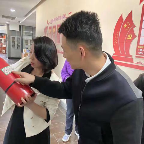 辛家庙街道主要领导带队开展两会期间安全生产、消防安全检查