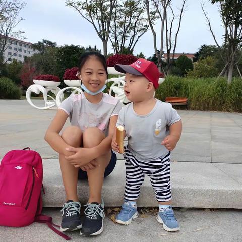 2022－10－23【今日霜降】【记录人类幼崽这个月跟随爸爸姐姐的三次徒步】