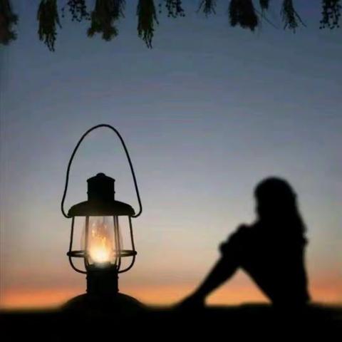 《 渴   望……》