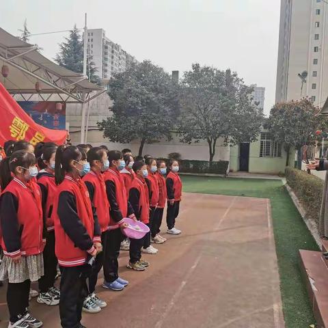 鄠邑区玉立实验小学“传承雷锋精神，弘扬时代新风”主题活动