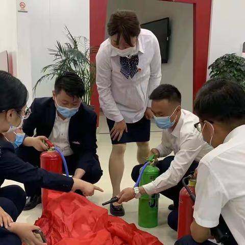 民和川垣新区支行组织开展2022年安全生产月系列活动