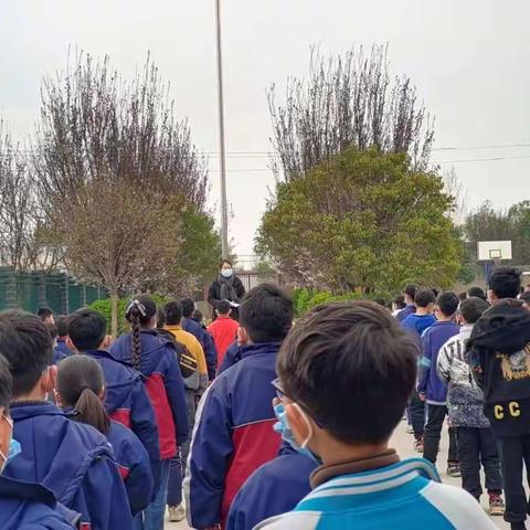 疫情防控讲堂 构筑安全屏障——西彰仪小学健康副校长进校园活动。