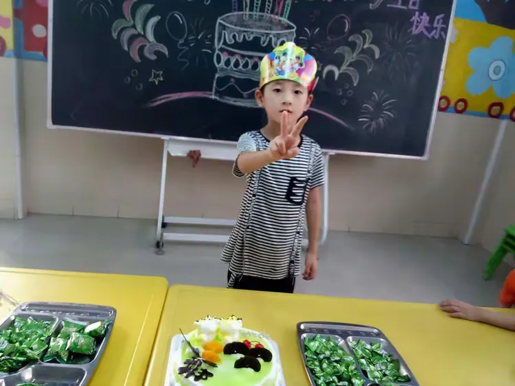 祝张子涵生日快乐