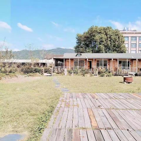 10.21二八班家长孩子们 ，相约锦色庄园。