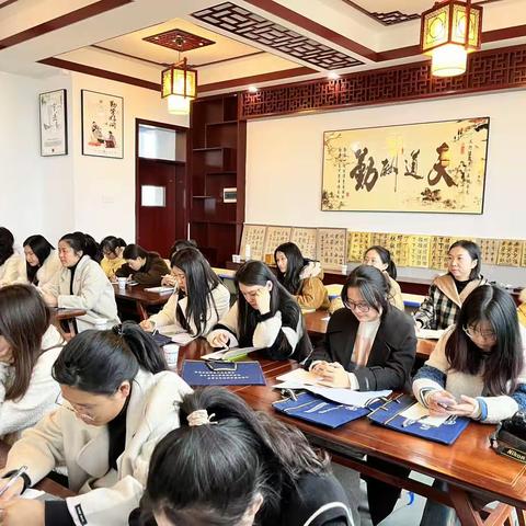 躬身笃行砺本领  深研细悟启新章——丰城市小学英语研训团队2023年培训资溪县小学英语骨干教师研修纪实