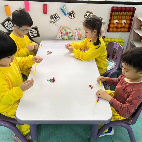 泉州市丰泽区大儒宝贝幼儿园中班手工课堂——自制玩具