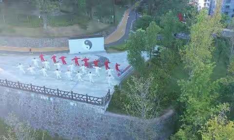 山水韵太极队参与《领航》快闪拍摄