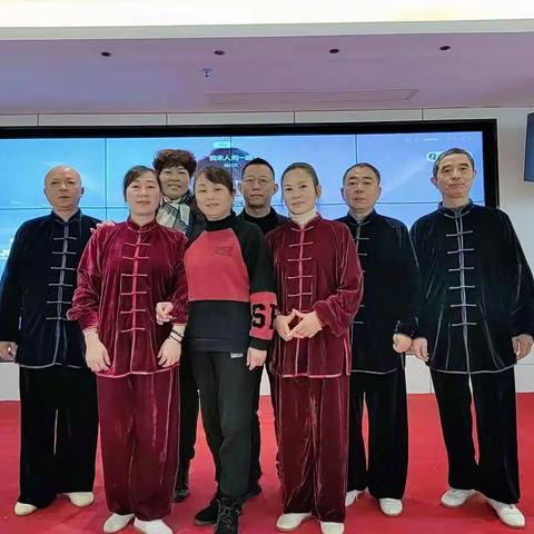 山水韵太极队表演18式太极拳