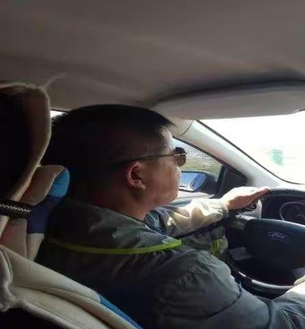 自 驾 西 行 日 记