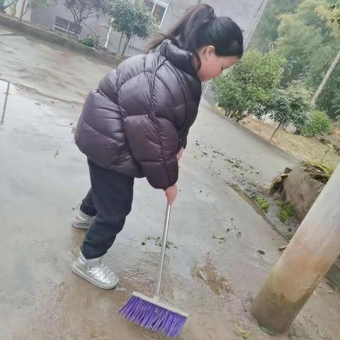 学习雷锋精神，从我做起！