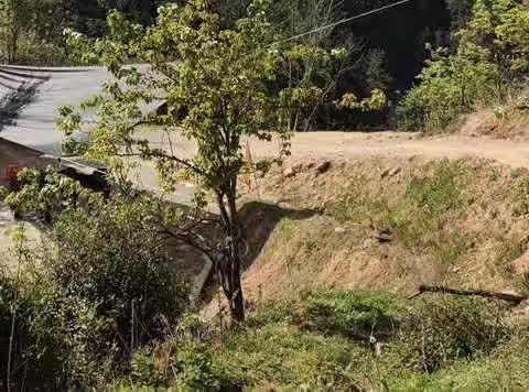 美丽的家乡-建始一（6）班周雨婷