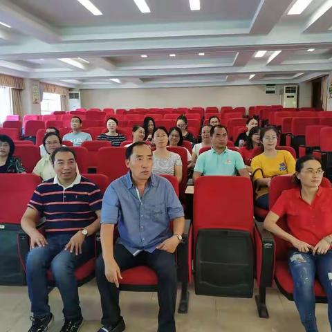 我们一起走在学习的路上——2019年秋季普通高中统编三科教材（政治）网络培训纪实