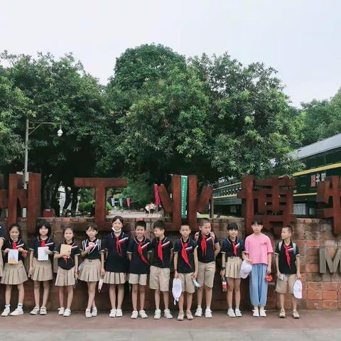 “走进工业博物馆，寻访柳州工业印记”——柳石路小学2019（3）中队弘扬价值观教育实践活动