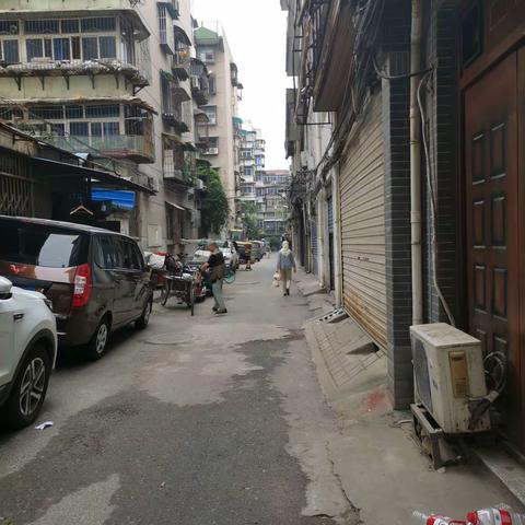 贡院门社区周末值班情况