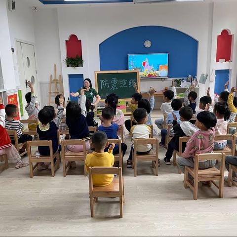 北京京师幼学赣州幼儿园（福祥园）防地震逃生演练