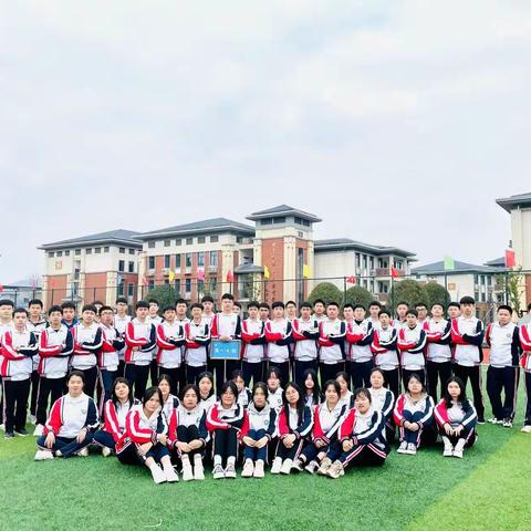 我劳动,我快乐;小萝卜,大作用---高一4班劳动实践活动纪实