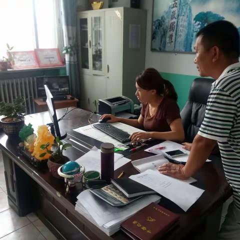 鼓足干劲创校园文化，争分夺秒建城市文明