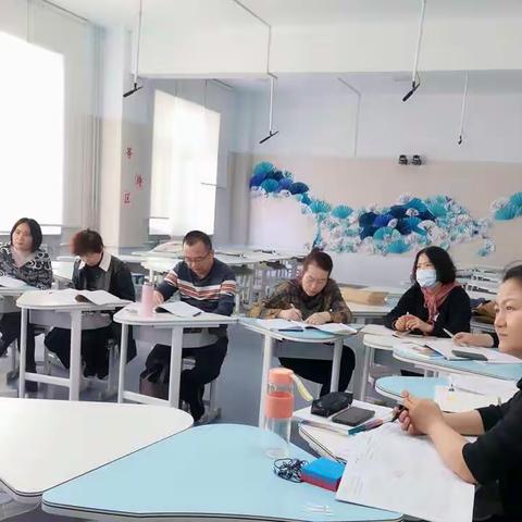 改进作风 提升质效﻿                                 ————“学问思辨”以研促教，以教促学