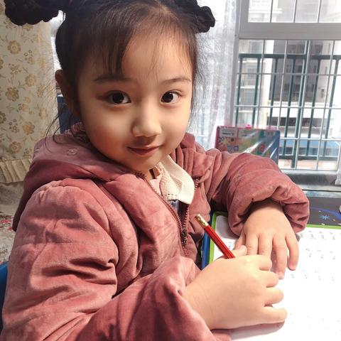 宅家战“疫”—妮妮停课不停学