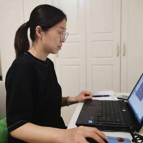 学习信息技术，受益线上线下教学     --五大连池市教师信息化素养提升培训