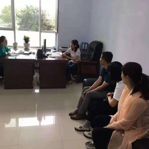 驻区住建局纪检监察组对家有应届 高考考生干部职工开展集体廉政提醒谈话