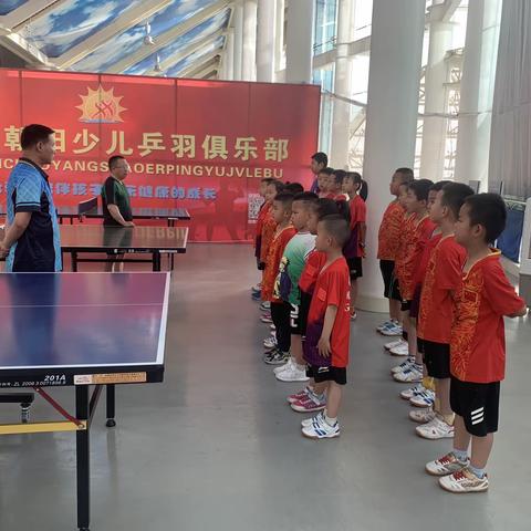 嘉峪关朝阳少儿乒羽俱乐部开展消防应急演练