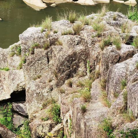 圣河别样美，～五指山南圣河掠影