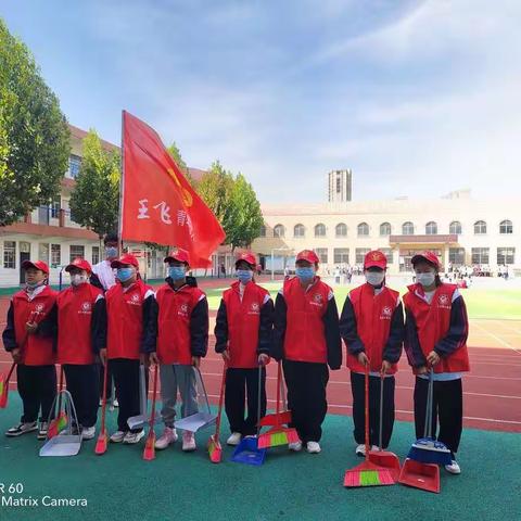志愿服务进社区，打扫卫生暖人心
