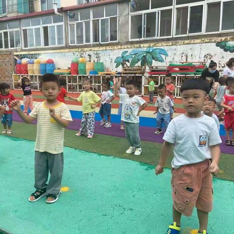 幼儿园的话：亲爱的家长，我想跟您说声“对不起”