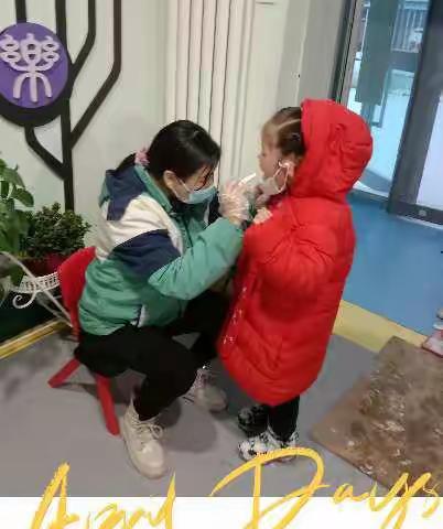 心悦幼儿园小一班第一周精彩瞬间