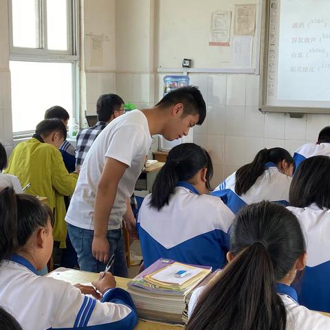 “一听二评三阅读”——2020-2021学年教学教研活动的开展