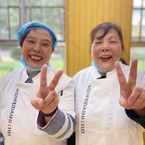 后勤团建——《爱在七彩每一刻》