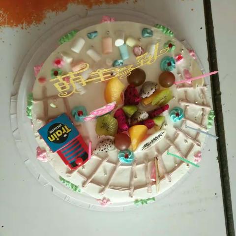 祝哲溪小朋友生日快乐，越来越漂亮