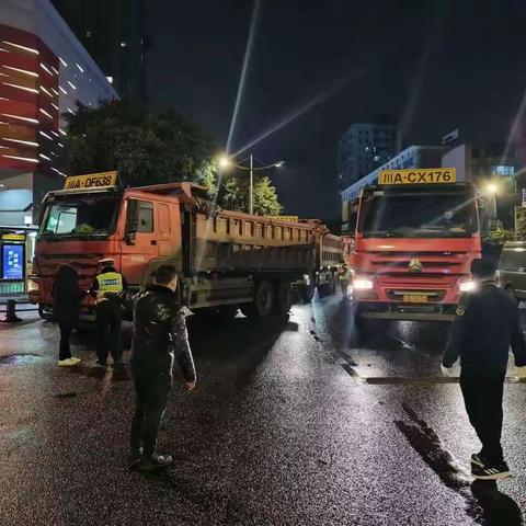 武侯区组织开展建筑垃圾运输专项整治行动