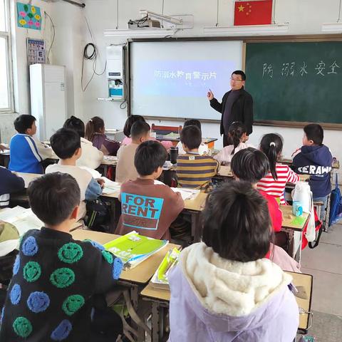 用心关爱学生  用爱呵护成长