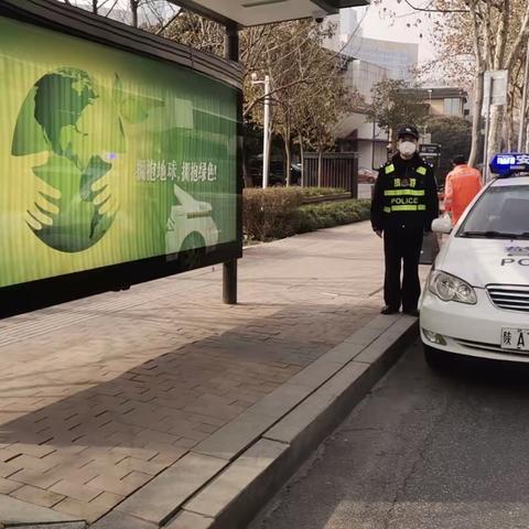 丈八路派出所［节日我在岗］旅游巡查工作