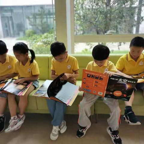【能仁小学·七彩鸟中队·暑期读书会】读万卷书，行万里路