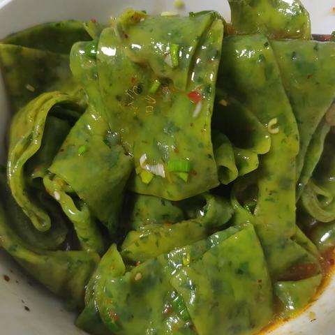 美味菠菜面