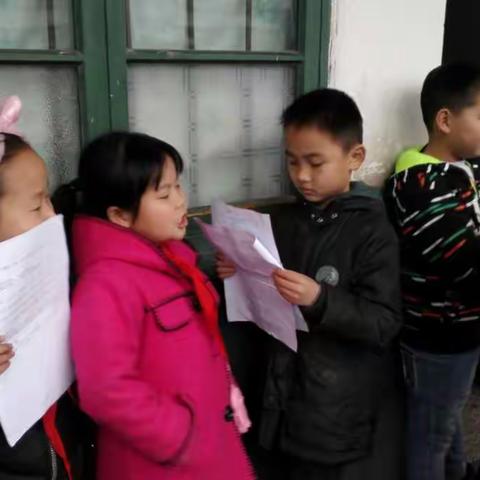 我们一起来背书！