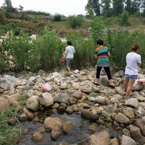 东大街道加强河道治理 营造良好生态旅游环境