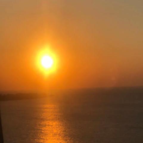 海上日落🌄