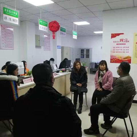 太乙路街道副主任李超督导乐居场第一社区防疫工作