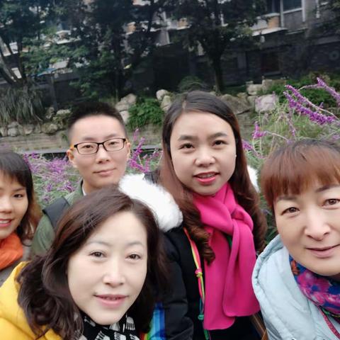 成都五人行